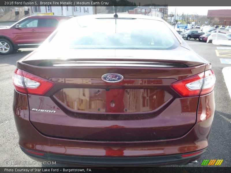 Bronze Fire Metallic / Medium Earth Gray 2016 Ford Fusion S