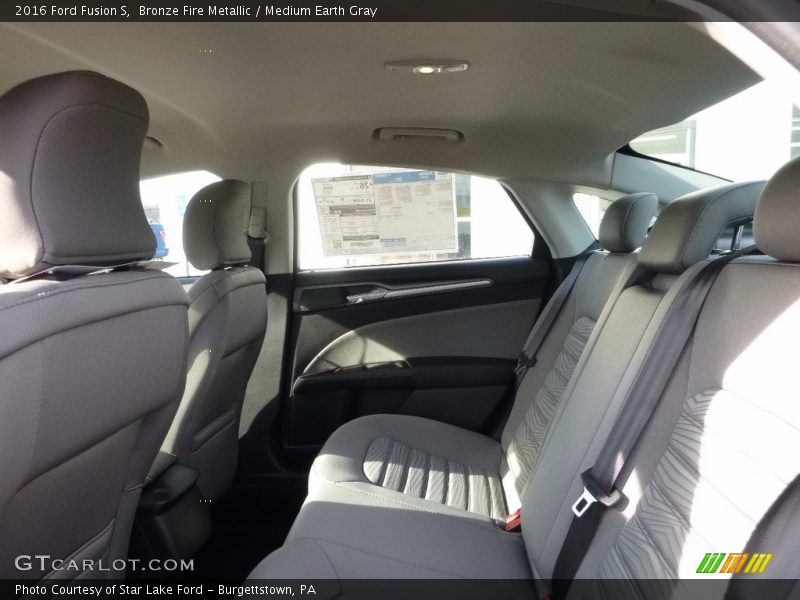 Bronze Fire Metallic / Medium Earth Gray 2016 Ford Fusion S