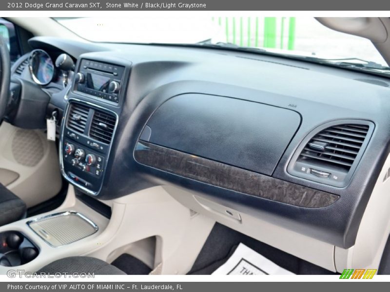 Stone White / Black/Light Graystone 2012 Dodge Grand Caravan SXT