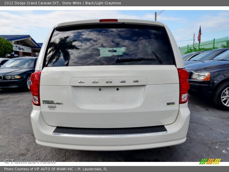 Stone White / Black/Light Graystone 2012 Dodge Grand Caravan SXT