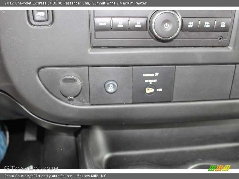 Summit White / Medium Pewter 2012 Chevrolet Express LT 3500 Passenger Van