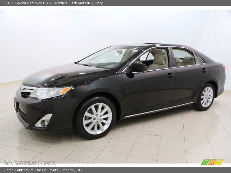 Attitude Black Metallic / Ivory 2013 Toyota Camry XLE V6