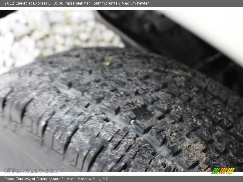 Summit White / Medium Pewter 2012 Chevrolet Express LT 3500 Passenger Van