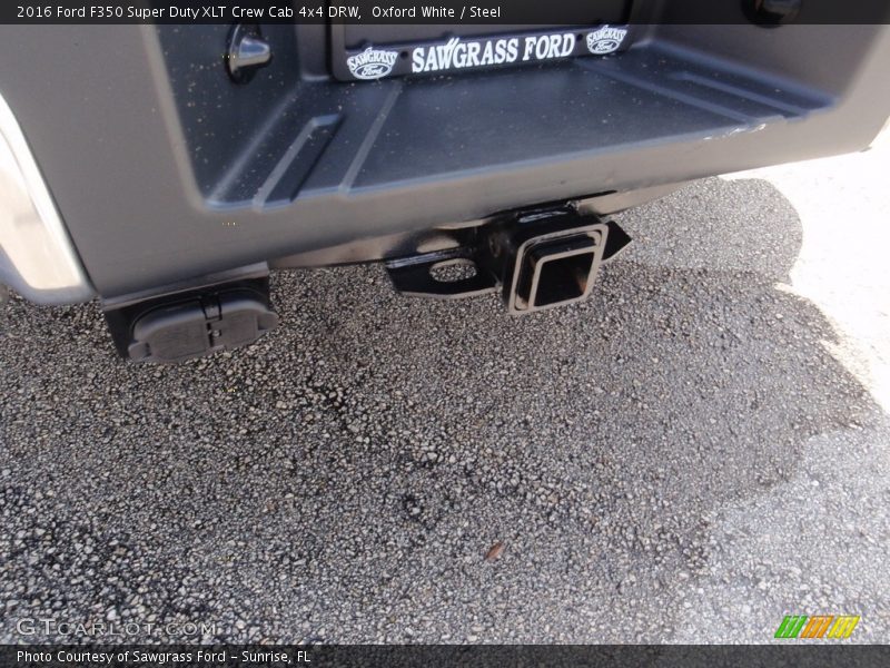 Oxford White / Steel 2016 Ford F350 Super Duty XLT Crew Cab 4x4 DRW