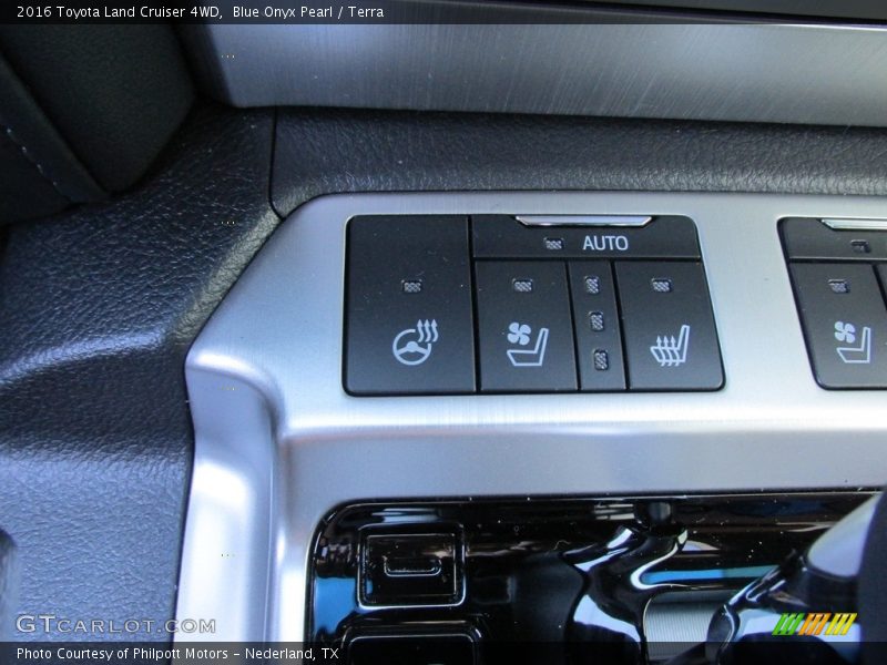 Blue Onyx Pearl / Terra 2016 Toyota Land Cruiser 4WD