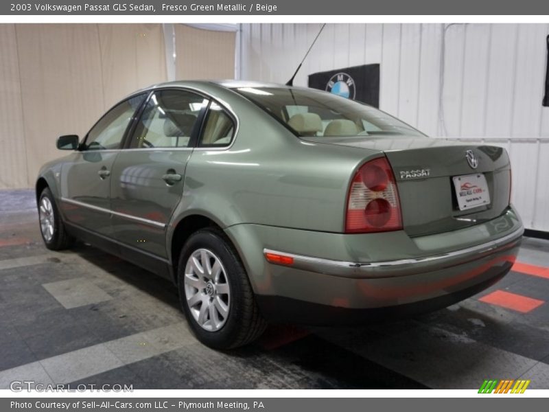 Fresco Green Metallic / Beige 2003 Volkswagen Passat GLS Sedan