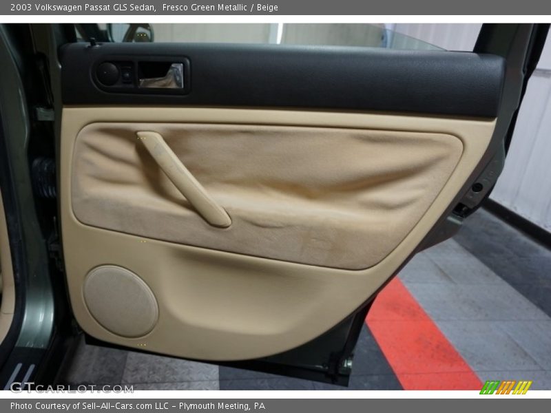 Fresco Green Metallic / Beige 2003 Volkswagen Passat GLS Sedan