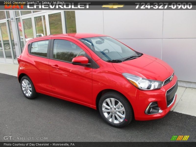 Salsa / Jet Black 2016 Chevrolet Spark LT