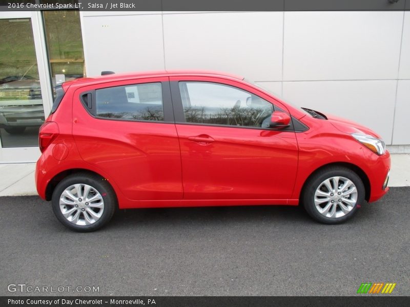 Salsa / Jet Black 2016 Chevrolet Spark LT
