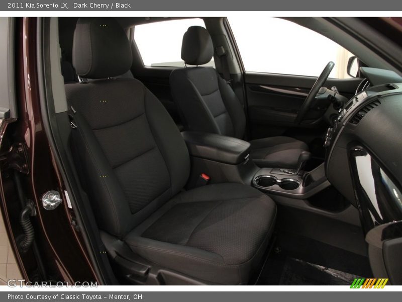 Dark Cherry / Black 2011 Kia Sorento LX
