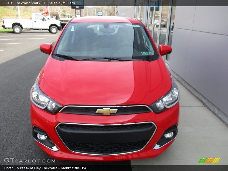 Salsa / Jet Black 2016 Chevrolet Spark LT