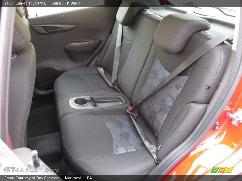 Salsa / Jet Black 2016 Chevrolet Spark LT