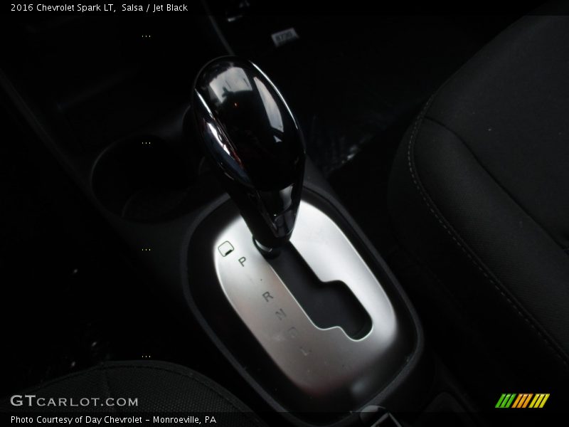 Salsa / Jet Black 2016 Chevrolet Spark LT