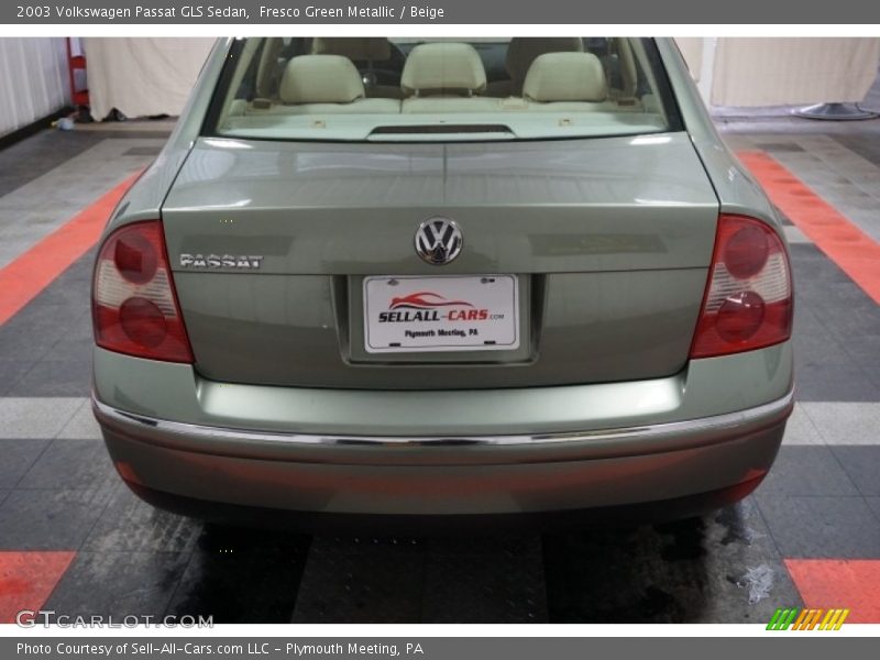 Fresco Green Metallic / Beige 2003 Volkswagen Passat GLS Sedan