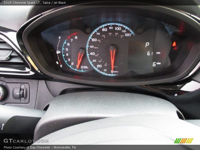 Salsa / Jet Black 2016 Chevrolet Spark LT