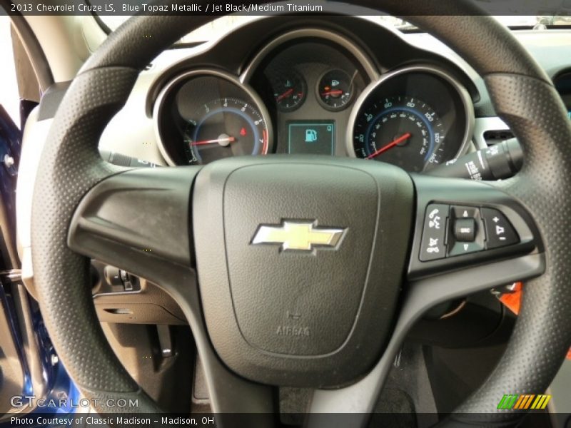 Blue Topaz Metallic / Jet Black/Medium Titanium 2013 Chevrolet Cruze LS