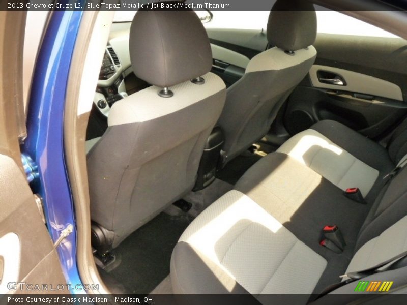 Blue Topaz Metallic / Jet Black/Medium Titanium 2013 Chevrolet Cruze LS
