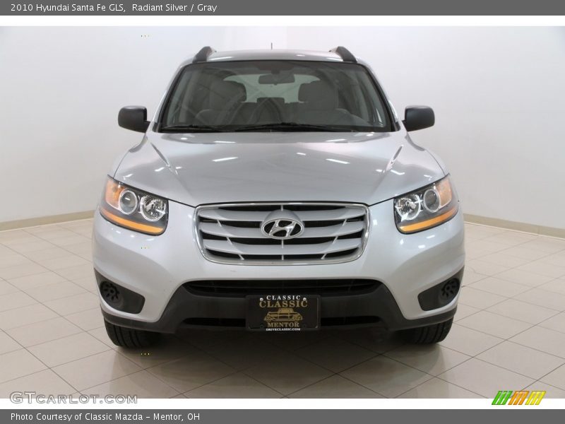 Radiant Silver / Gray 2010 Hyundai Santa Fe GLS