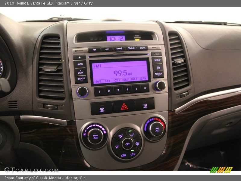 Radiant Silver / Gray 2010 Hyundai Santa Fe GLS