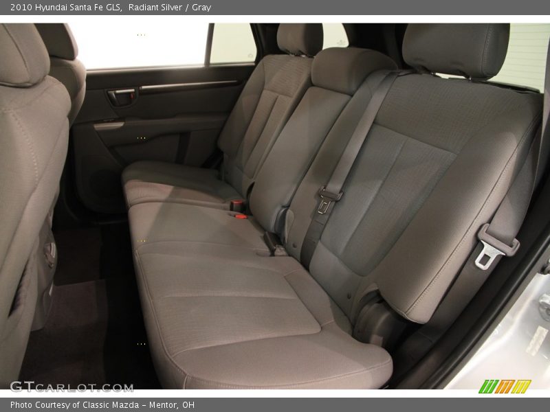 Radiant Silver / Gray 2010 Hyundai Santa Fe GLS