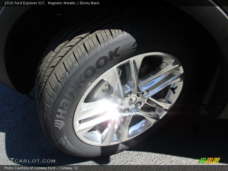Magnetic Metallic / Ebony Black 2016 Ford Explorer XLT