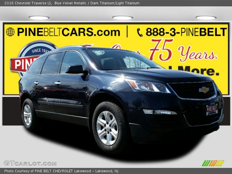 Blue Velvet Metallic / Dark Titanium/Light Titanium 2016 Chevrolet Traverse LS