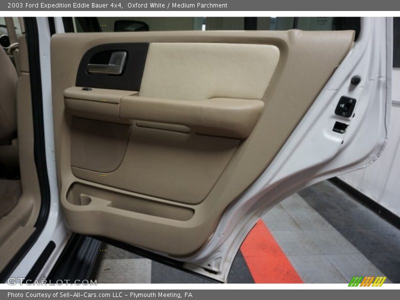 Oxford White / Medium Parchment 2003 Ford Expedition Eddie Bauer 4x4