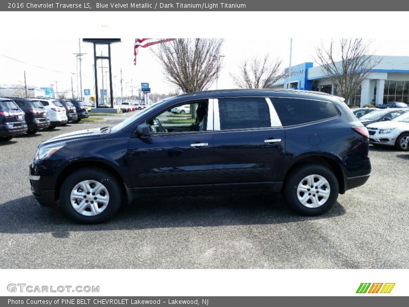 Blue Velvet Metallic / Dark Titanium/Light Titanium 2016 Chevrolet Traverse LS