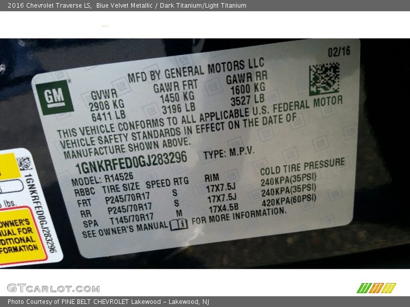 Blue Velvet Metallic / Dark Titanium/Light Titanium 2016 Chevrolet Traverse LS