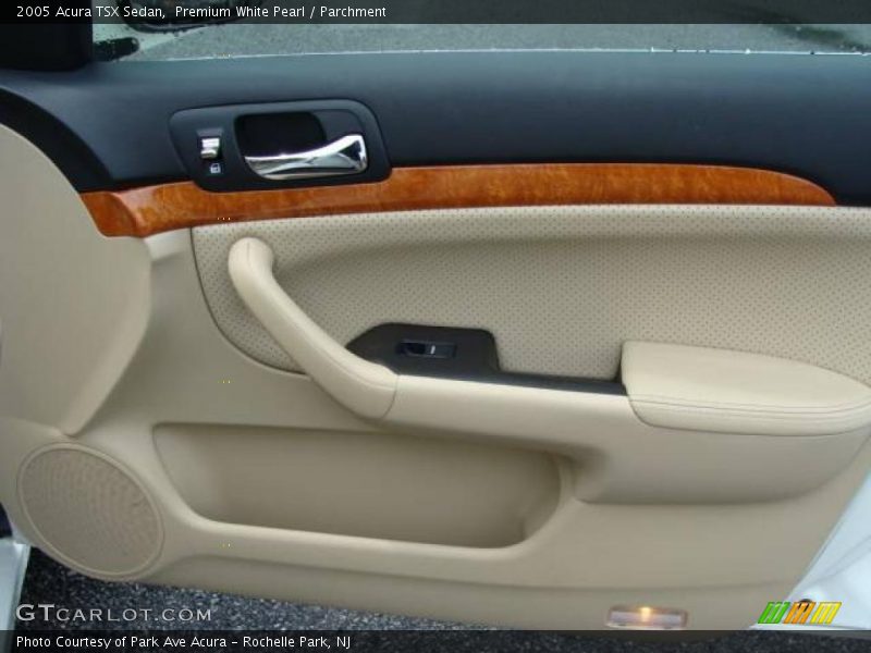 Premium White Pearl / Parchment 2005 Acura TSX Sedan