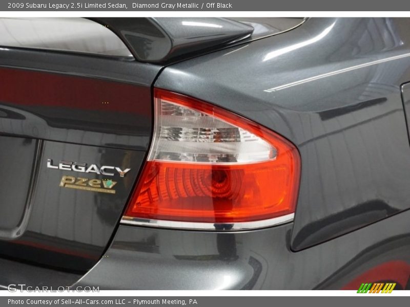 Diamond Gray Metallic / Off Black 2009 Subaru Legacy 2.5i Limited Sedan