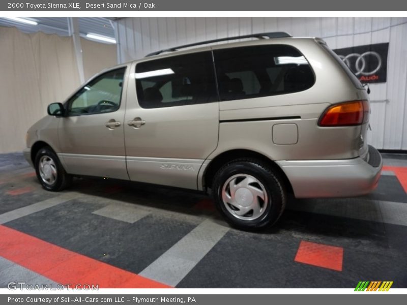 Desert Sand Mica / Oak 2000 Toyota Sienna XLE