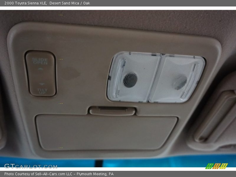 Desert Sand Mica / Oak 2000 Toyota Sienna XLE