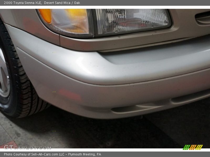 Desert Sand Mica / Oak 2000 Toyota Sienna XLE