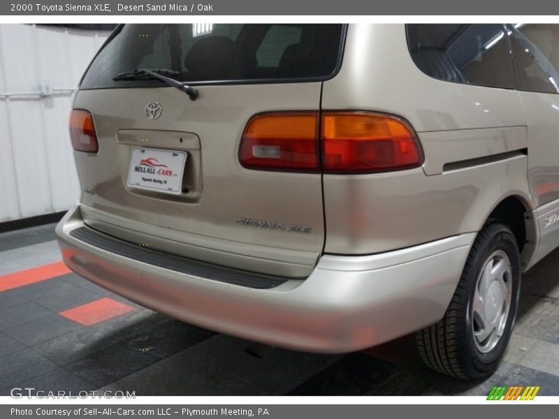 Desert Sand Mica / Oak 2000 Toyota Sienna XLE