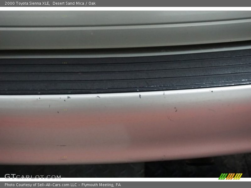 Desert Sand Mica / Oak 2000 Toyota Sienna XLE