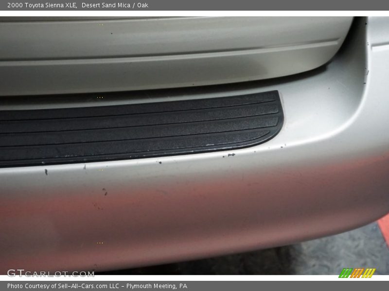Desert Sand Mica / Oak 2000 Toyota Sienna XLE