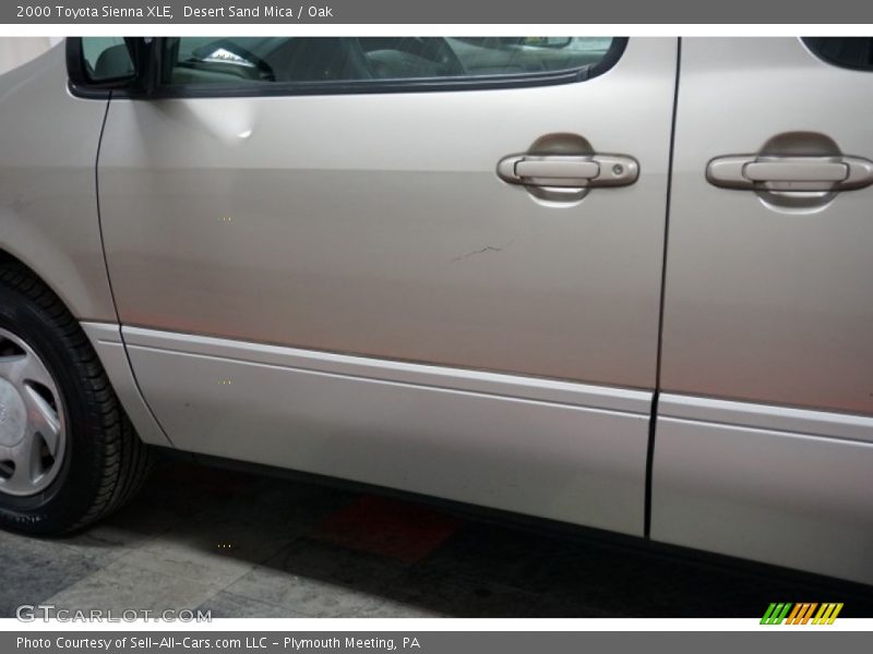 Desert Sand Mica / Oak 2000 Toyota Sienna XLE
