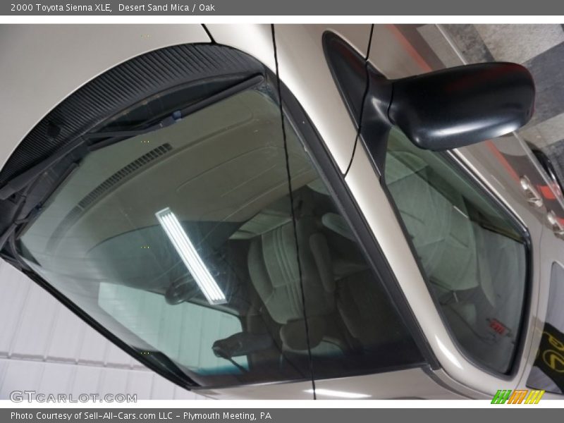 Desert Sand Mica / Oak 2000 Toyota Sienna XLE