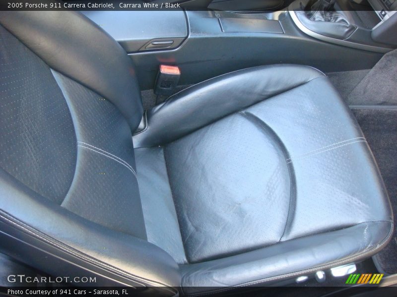 Carrara White / Black 2005 Porsche 911 Carrera Cabriolet