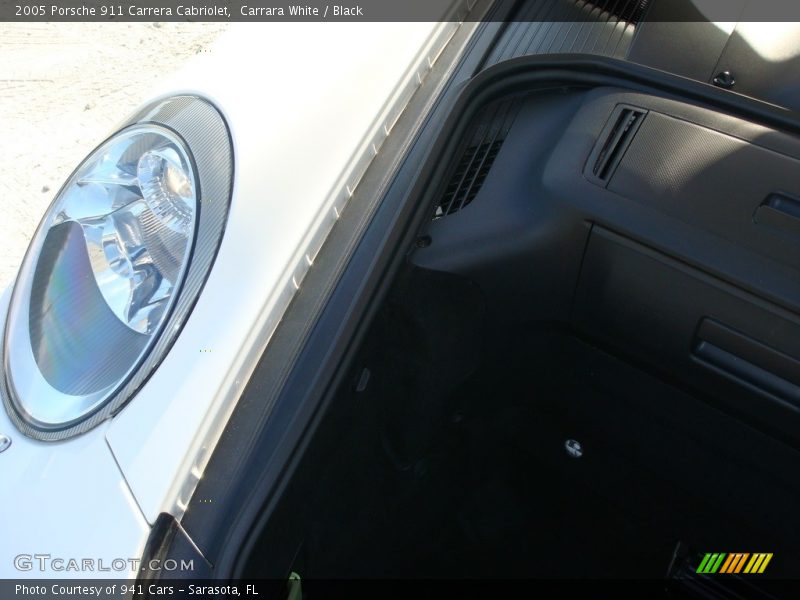 Carrara White / Black 2005 Porsche 911 Carrera Cabriolet