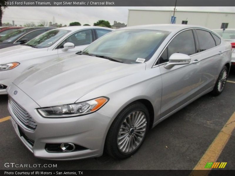 Ingot Silver Metallic / Charcoal Black 2016 Ford Fusion Titanium