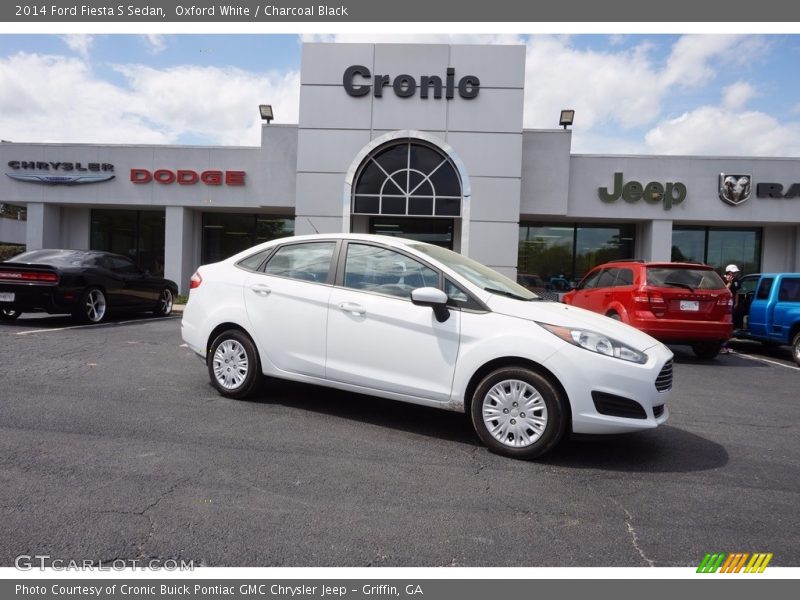 Oxford White / Charcoal Black 2014 Ford Fiesta S Sedan
