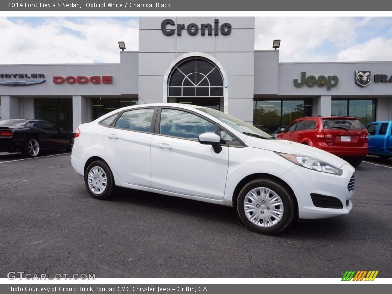 Oxford White / Charcoal Black 2014 Ford Fiesta S Sedan