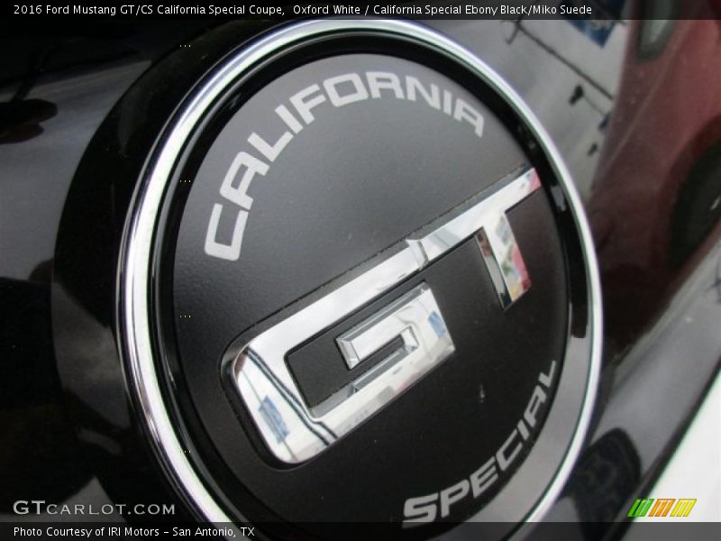 Oxford White / California Special Ebony Black/Miko Suede 2016 Ford Mustang GT/CS California Special Coupe