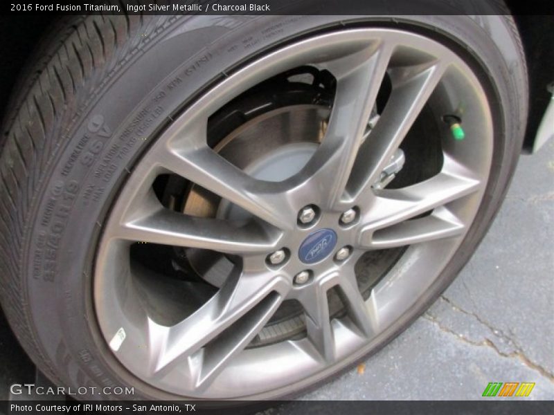 Ingot Silver Metallic / Charcoal Black 2016 Ford Fusion Titanium