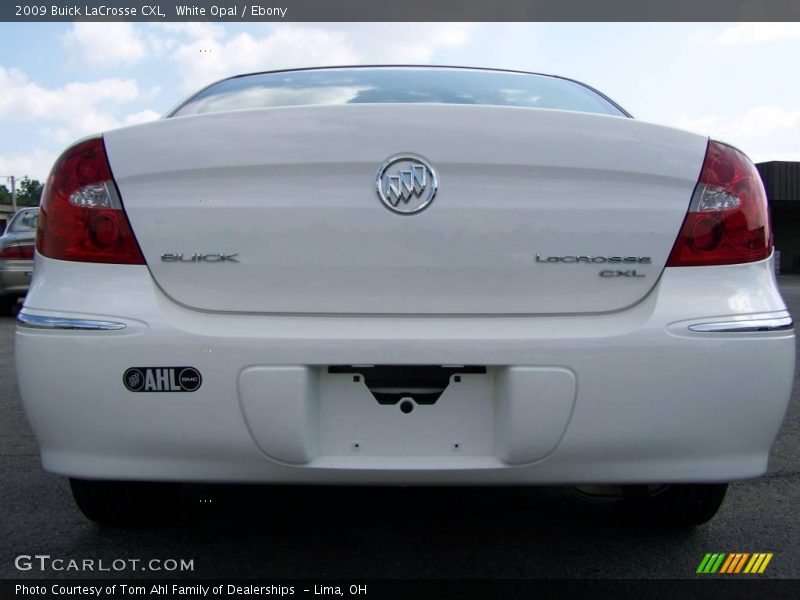 White Opal / Ebony 2009 Buick LaCrosse CXL
