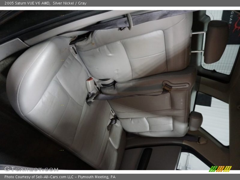 Silver Nickel / Gray 2005 Saturn VUE V6 AWD