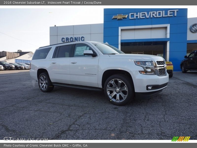Iridescent Pearl Tricoat / Cocoa/Dune 2016 Chevrolet Suburban LT