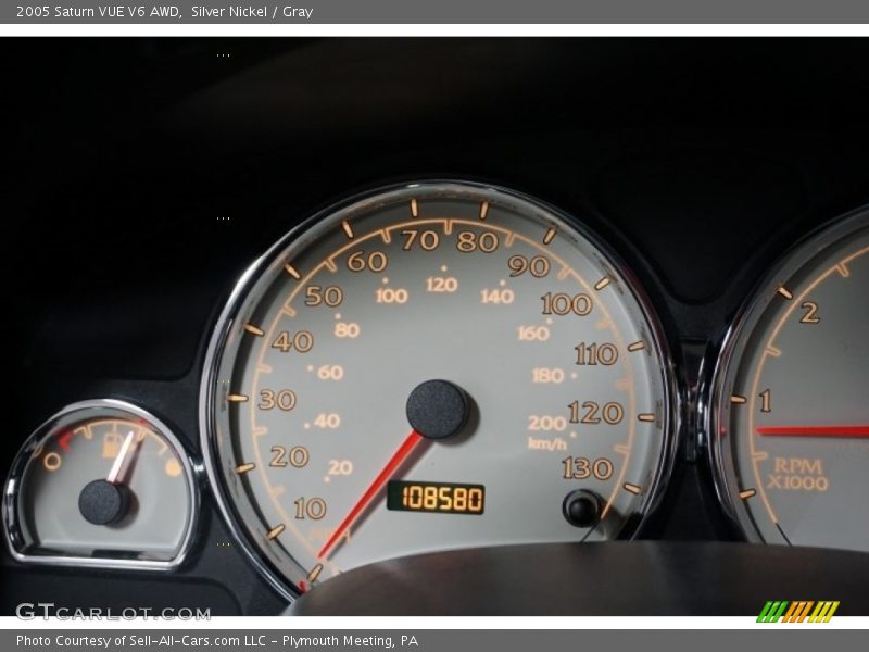Silver Nickel / Gray 2005 Saturn VUE V6 AWD